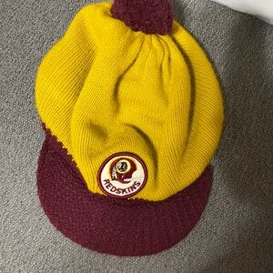 Vintage 1980's Washington Redskins Wool Pom Pom Funky Style Winter Hat Cap Old